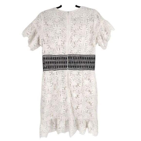 Bardot Reese White Floral Crochet Lace Dress Size 10 Party Dress‎ Up Black White - Picture 3 of 15